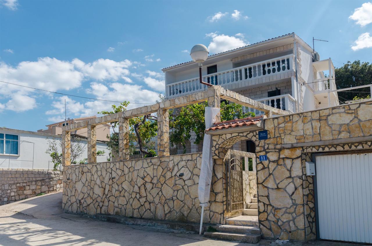 Apartment Barba Rogač Zewnętrze zdjęcie